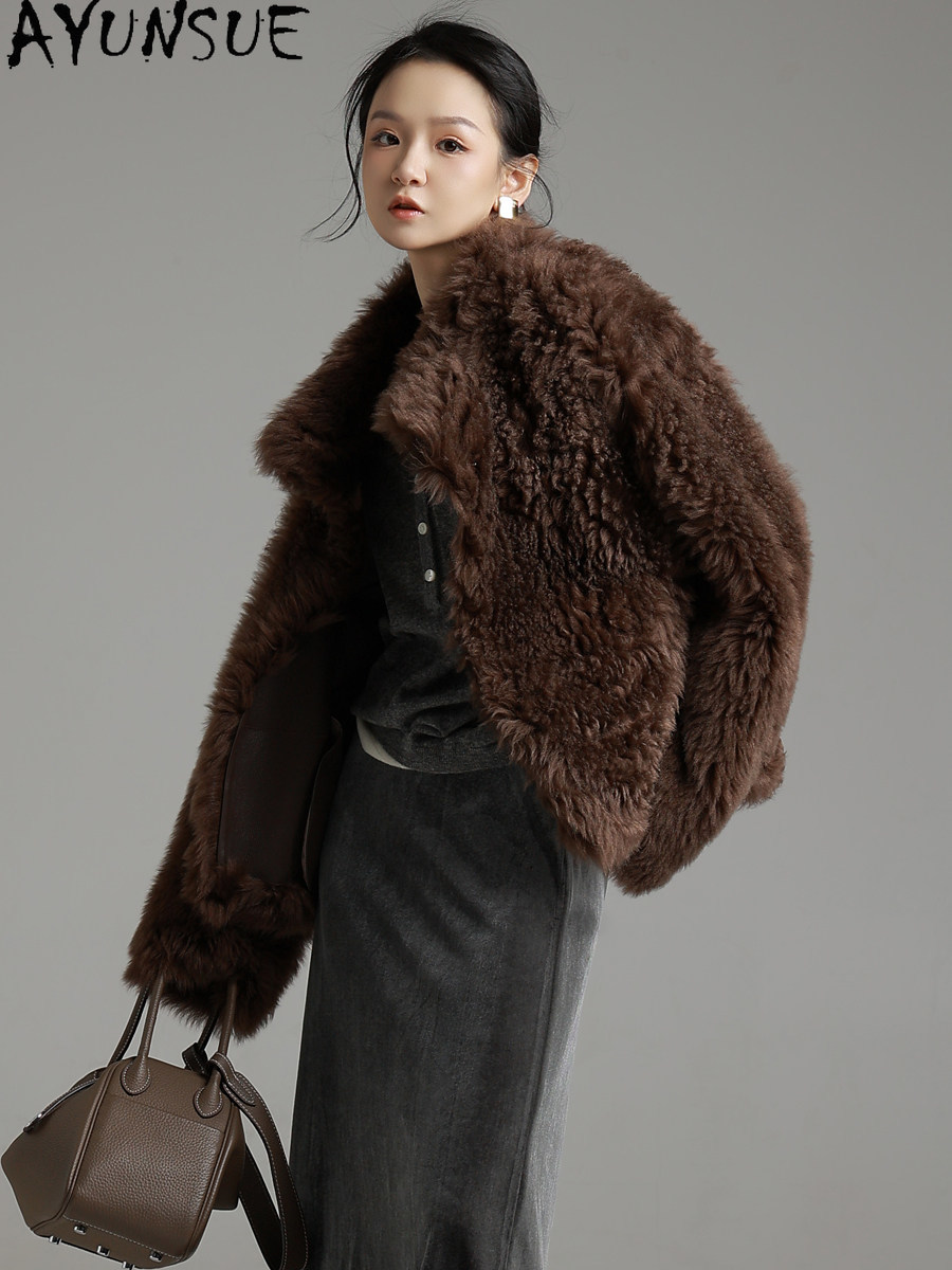 AYUNSUE Natural Tuscany Sheeps - Wool Coat Peacoat recension och pris